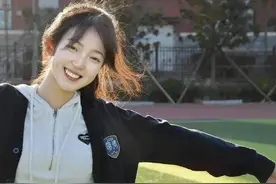 “中医少女”黄琪惠拜师河南82岁高龄老中医，师承当执业医师之路图片