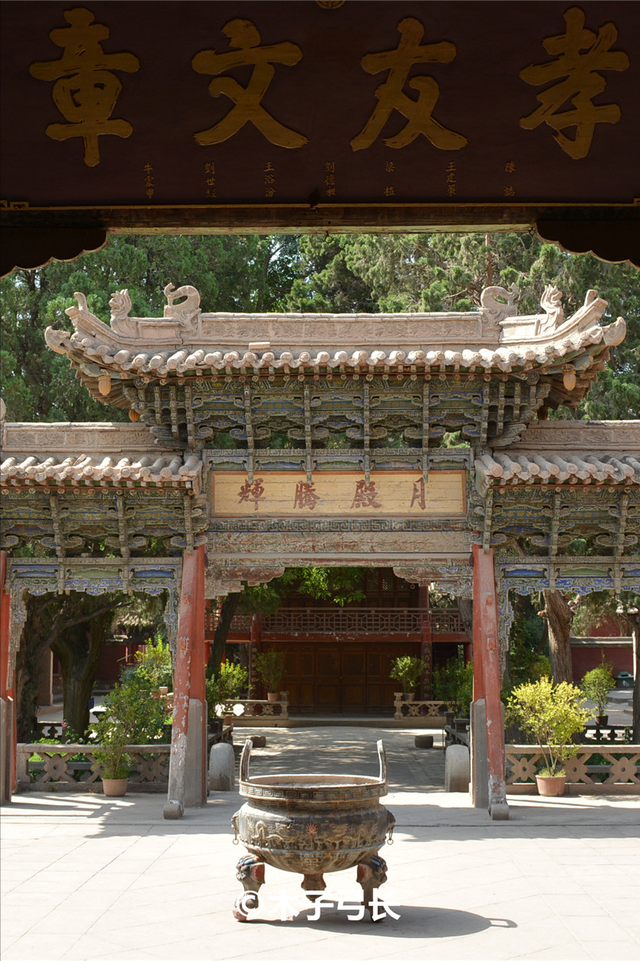 中国最厚重的自驾长廊，1000公里的旅程，承载了2000年的历史！