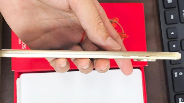 创新设计的老型号MOTO手机，模块化配件功能强大，系统更好用