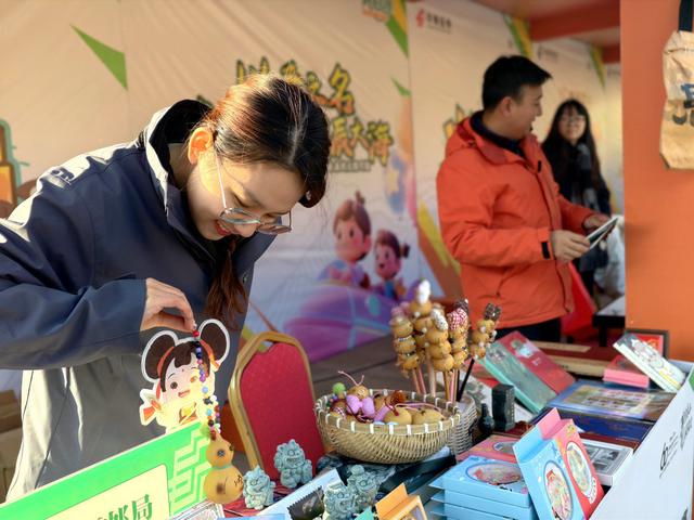 步履叩响泰山，暖意丈量山河：第十七届环泰山T60大徒步综述