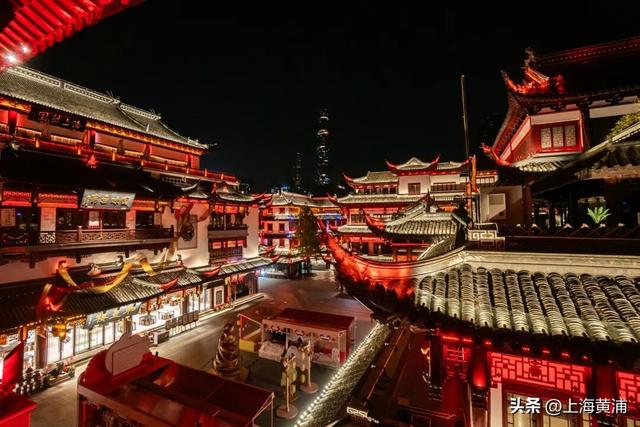 焕彩豫园灯光秀·冬之境，正在上演！