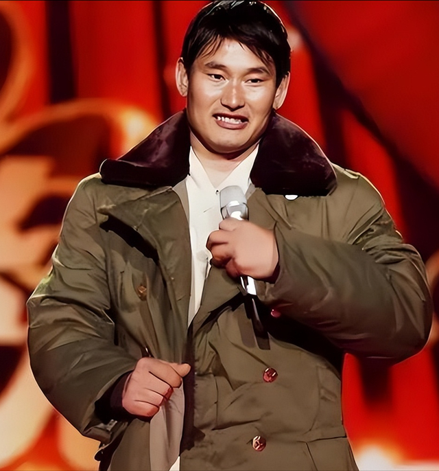 大衣哥做梦都没想到，离婚四年后，前儿媳陈亚男还是不愿放过自己