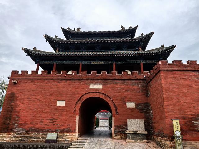 2025年稻城亚丁自驾之旅（8）绛州三楼