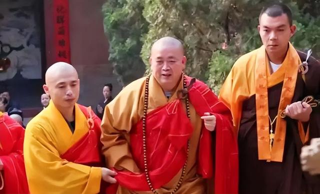释永信风波再发酵，多位女星被牵连，他身上的3大谜团该解开了
