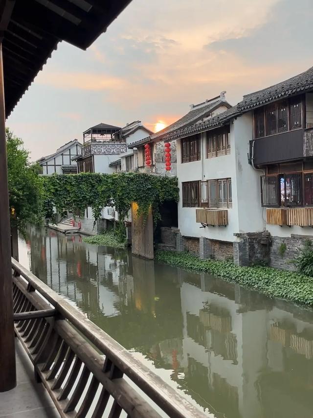 上海颜值最高的古镇之一，有1400年历史却鲜为人知！