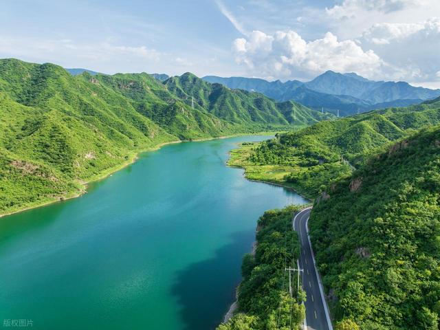 退休后，一不小心走进山水画中