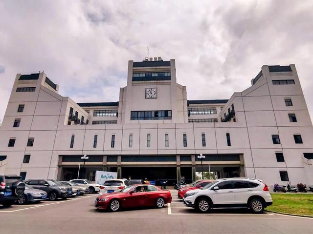 武汉的人工智能发展前景如何？共有33所高校开设了这个专业