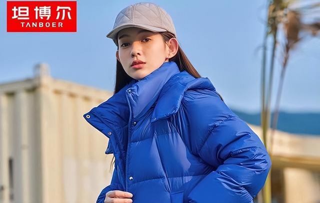 波司登慌了！山东跑出羽绒服大王，70后夫妇一年赚13亿，今要上市