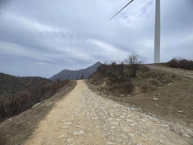 山地车越野正宗马丁公路（越野线）骑游马鬃岭东线攻略