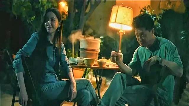 《扫毒风暴》尺度能有多大？女学生聚众淫乱，母亲吸毒害死儿子