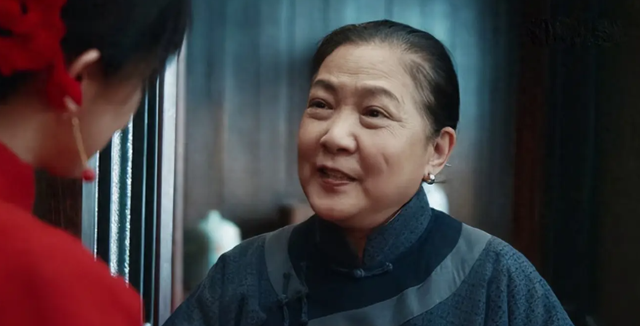 《生万物》3个土掉渣“老婆子”，年轻时美貌无双，颜值不输杨幂