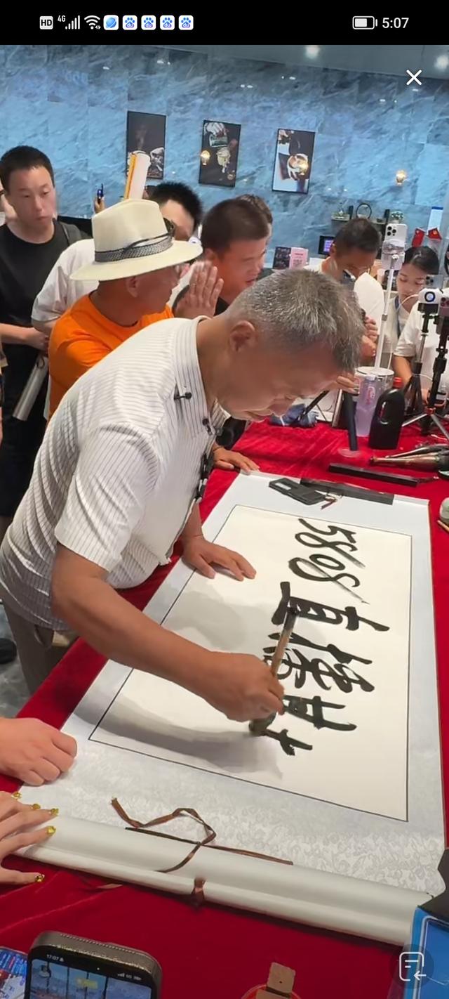 沈巍观察18：沈巍走访海杉文化、5808电商基地，笑称跟班叛变在即