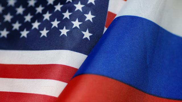 俄罗斯碳氢收入降了百分之25	，财政企业没活力，而战争资助力不减