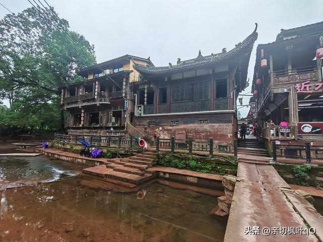 四川雅安雨城区：历史文化名镇上里，大熊猫基地碧峰峡