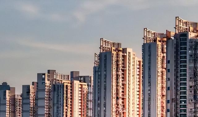 曹德旺预言要成真？若不出意外	，2026年房地产将面临5大转折