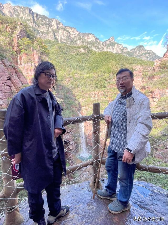 “自然观”名家采风与北京方阵艺术太行山写生基地挂牌