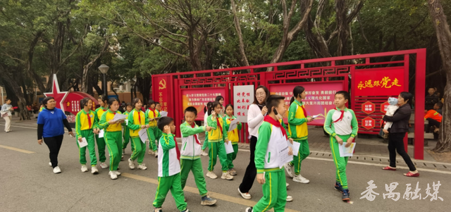 番禺区旧水坑榕树公园变身科普教育新阵地