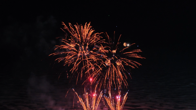 第五届宾县二龙湖冬捕季 电音、焰火引爆全民冰雪狂欢