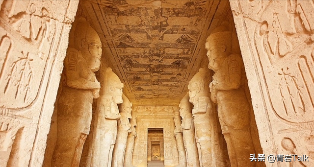 黄金面具领衔亮相！埃及大博物馆迎客，800万游客助经济复苏