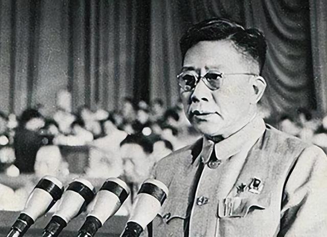 79年陆定一撰稿纪念周总理，人民日报想发表，陆：可以，但有条件