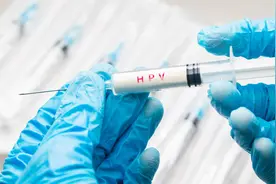 30岁女子查出宫颈癌，医生提醒：感染HPV时有症状，需多观察图片