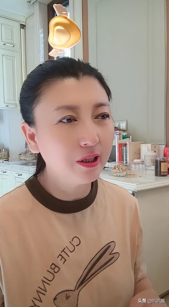 人狂必有祸！这次被何庆魁骂白眼狼的闫学晶，狐狸尾巴藏不住了