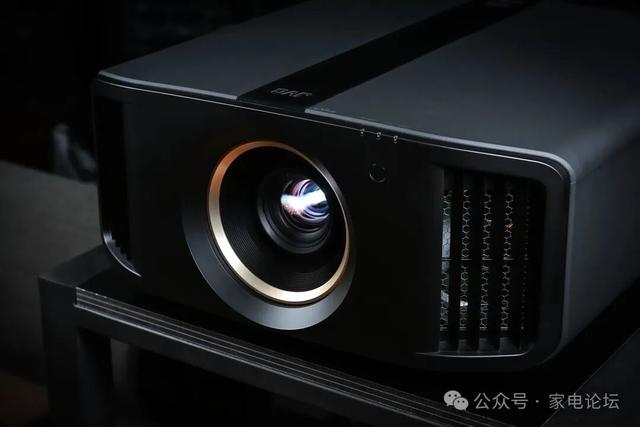 黑位王者与8K先锋： JVC DLA-N988 激光投影机体验分享
