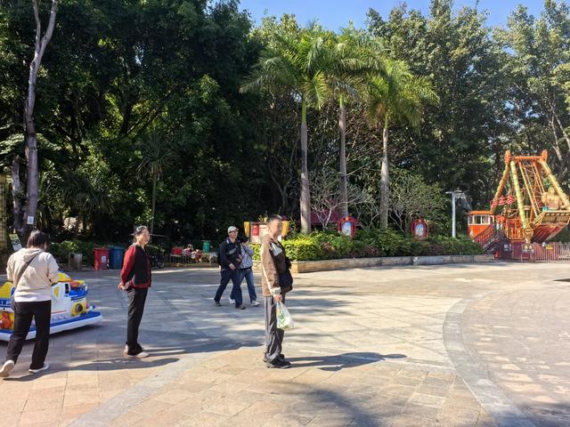 2025.11.30和辽宁沈阳朋友贾大哥游览西双版纳滨江公园