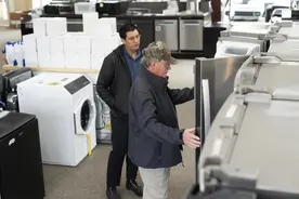 电视、电脑、汽车……美民众担忧物价上涨狂囤“大件”图片