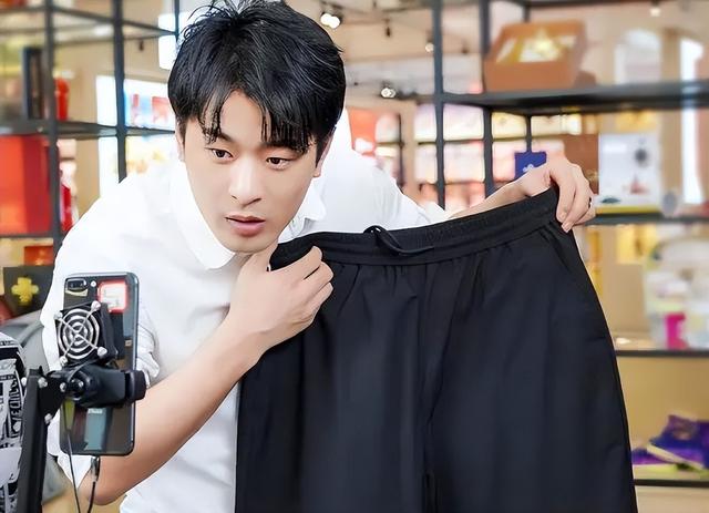 深夜惊现情色直播，快手还有哪些困境？