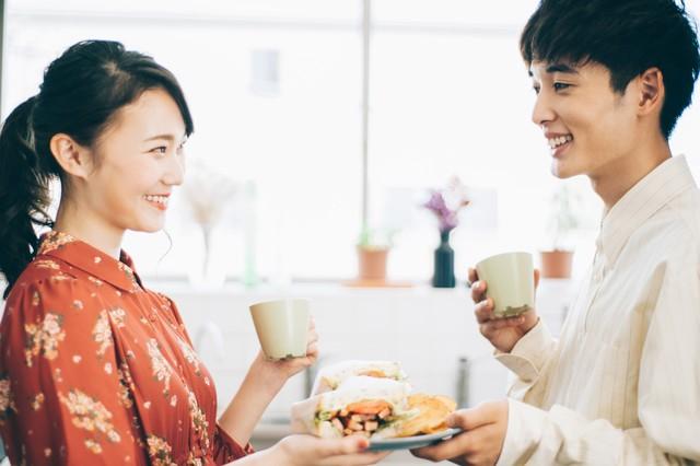 一种新型的异性关系，在中年男女间悄然流行：你知我心，我懂你意