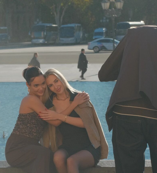 人均卡戴珊，这个忧伤又美丽的小国让我念念不忘