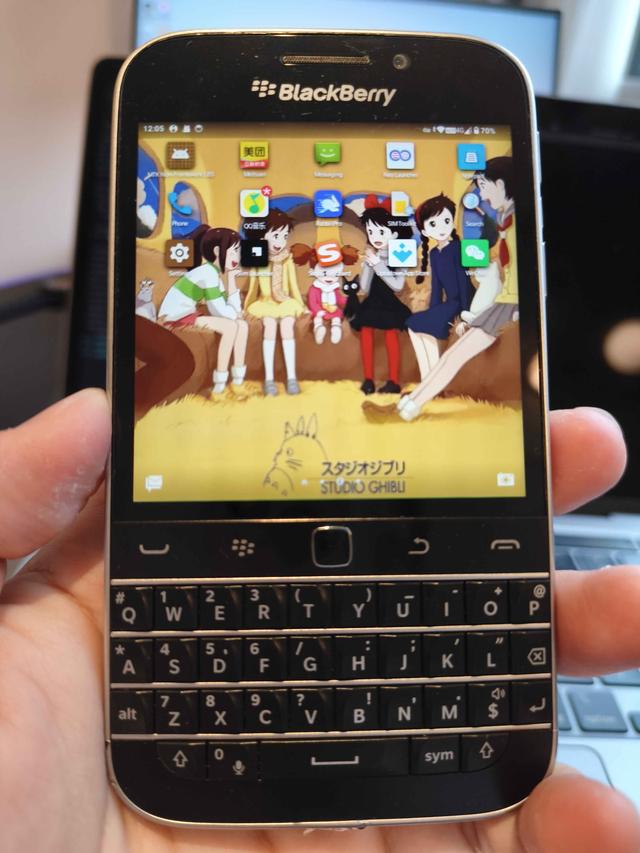 重现经典！国内大神“复活”黑莓手机，功能强大、键盘完美适配