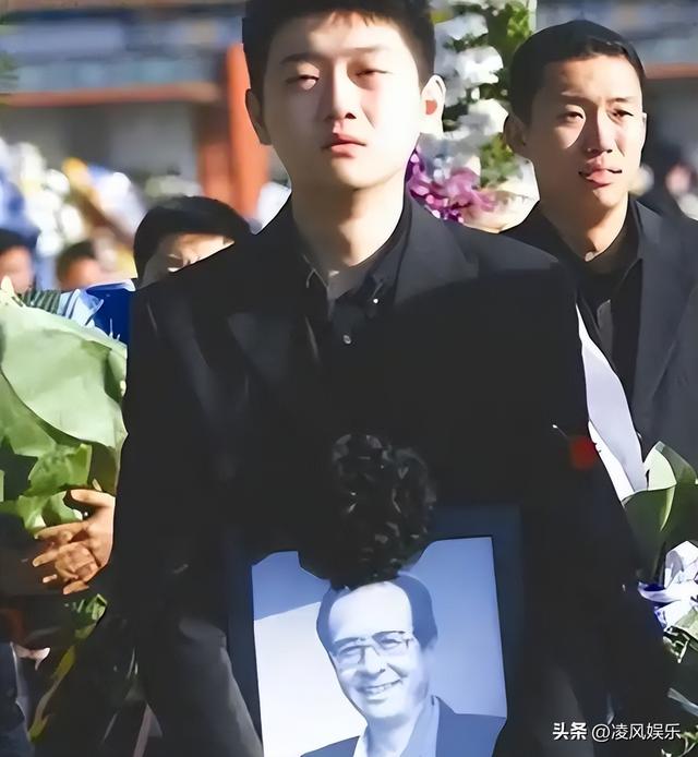 又内乱了！德云社元老级人物离开，发文内涵郭德纲，彻底撕破脸面