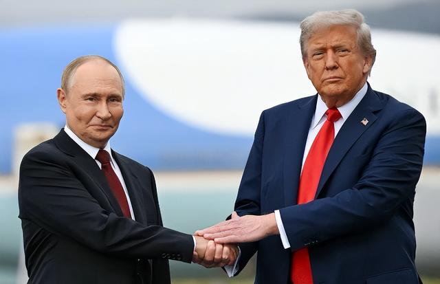 全世界都没想到	，带头加入“特朗普联合国”的，是2个反美先锋