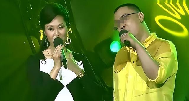 于文华：二婚嫁给未婚小伙，婚后23年未生一子，如今她过得如何？