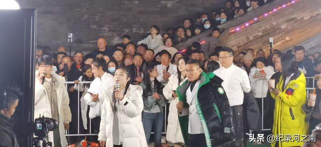 河南三妹昨晚上在国家历史文化名城国家4A级旅游景区商丘古城直播