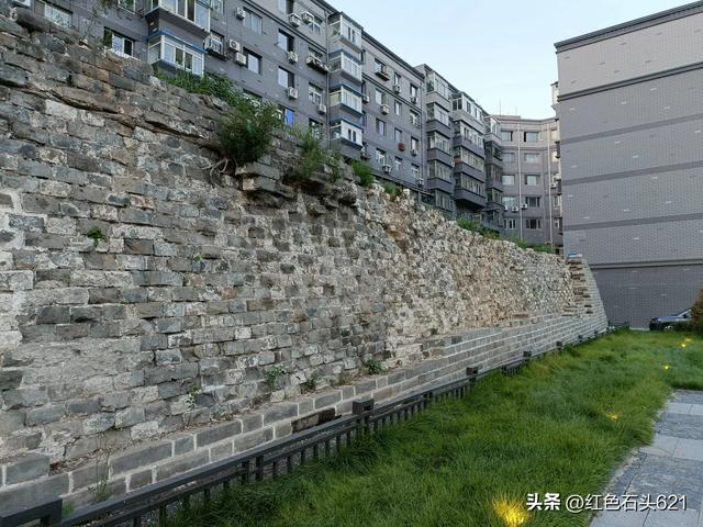 你会在某一个时刻，看到平行时空的自己吗？