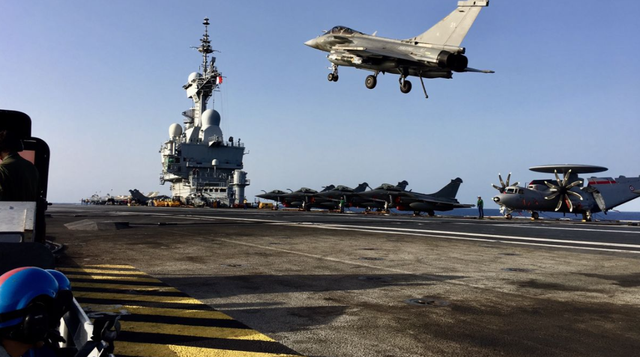 特朗普宣称：扣留的中国油船将由美国 “永久掌控”，船和油全都要