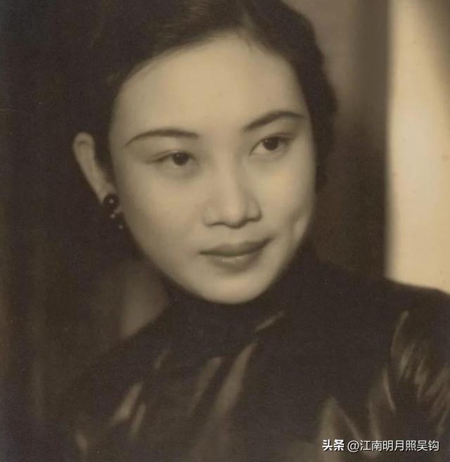 这些大汉奸不逃到国外去、竟然还要去赴宴，真是不作死就不会死！