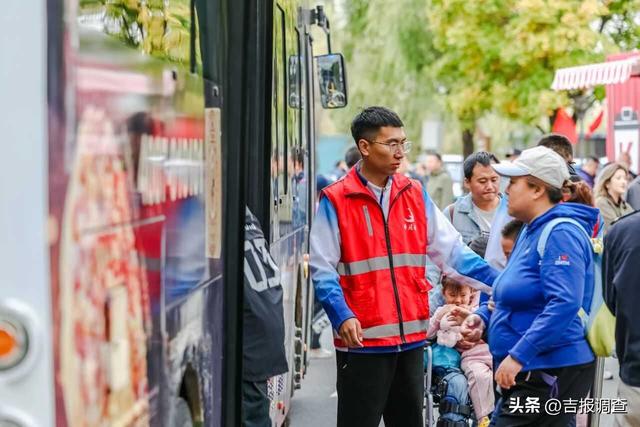 净月潭“十一”人气爆棚！26.5万余人次接待量再创景区接待新高