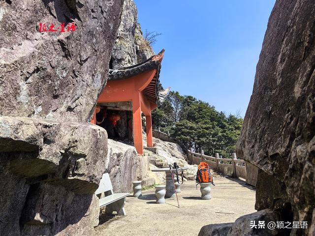 东海云顶盖苍山，四面皆有登山的经典线路