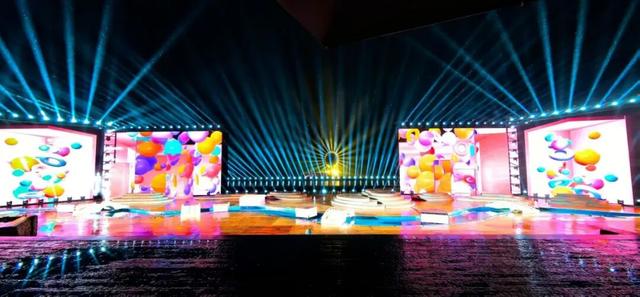 欧玛灯光倾力助阵四川文旅大会