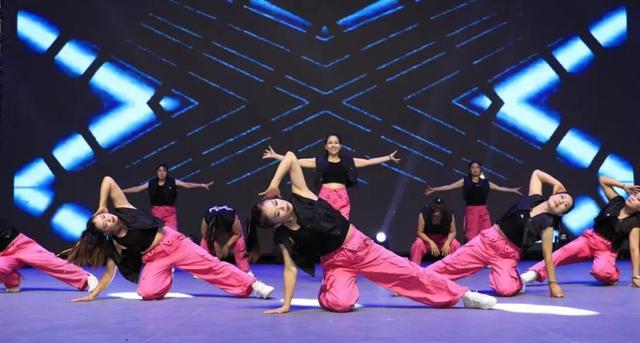 悦遵义・享暖冬 | 倒计时5天，2025贵州斗舞会年终盛典重磅来袭！！！