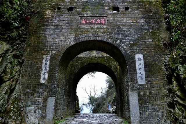 劝您去趟韶关：拜南华寺六祖，走千年珠玑巷，这才是老广东的味道