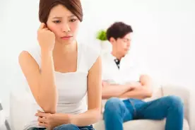 四川一对夫妻不孕，妻子提出找个男人来帮忙，于是找情夫借子！图片