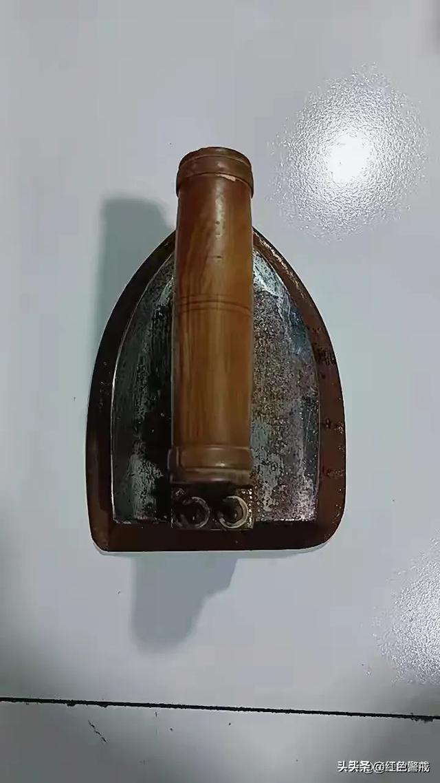 四十年前老物件,图13是难以启齿的女性用品,全用过的都已经老了