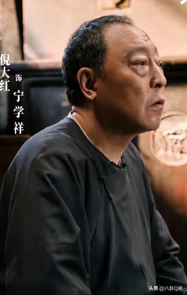 《生万物》庆功宴，江湖地位 人情世故、在杨幂身上体现得淋漓尽致