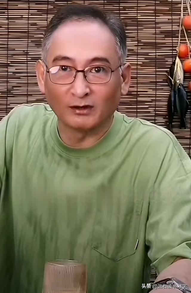 谢雷，点评师父侯耀华：自以为是，跟威武、霸气、睿智，都不挨边
