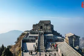 祝融峰：南岳衡山的主峰，不仅能观日出云海，还是著名的祈福胜地图片